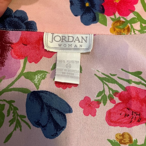 Jordan Woman Button-Down Blouse with Cami Camisole - Size 24 - Picture 5 of 7